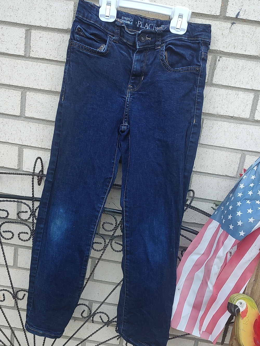 ๐ By PLACE - Picture 3 of 10